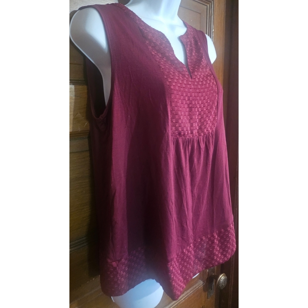 NEW Split Neck Geometric Print Semi Sheer Knit Top - Picture 3 of 12